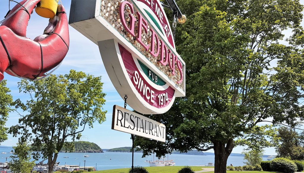 Geddy's restaurant on the water, waterfront view, Bar Harbor Restaurants, seafood, bar harbor seafood, seafood restaurant, where the locals eat in bar harbor mane