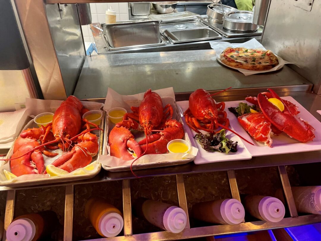 Maine Lobster "Pay what it weighs"!